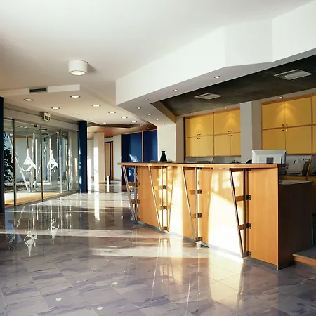 African Beach Отель 3*