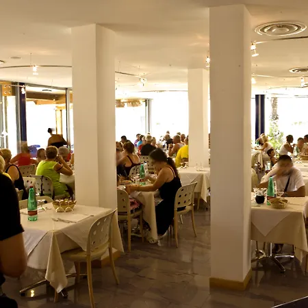 African Beach Отель