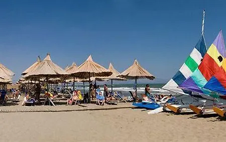 Отель African Beach Манфредония