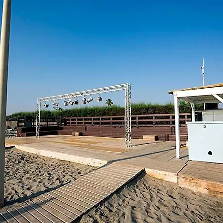 African Hotel-residence 3* 曼弗雷多尼亚