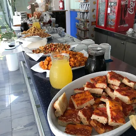 African Hotel-residence 3* 曼弗雷多尼亚
